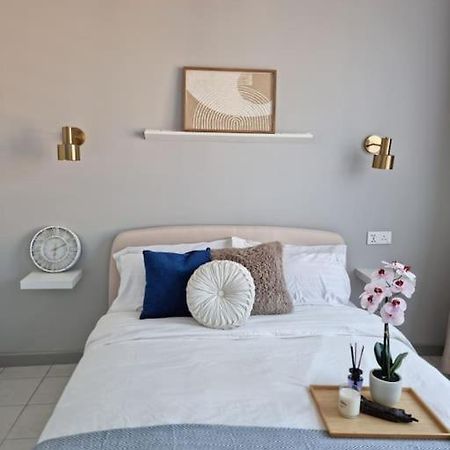 The Cotton Bleu Homestay كُوالا تيرينغانو المظهر الخارجي الصورة