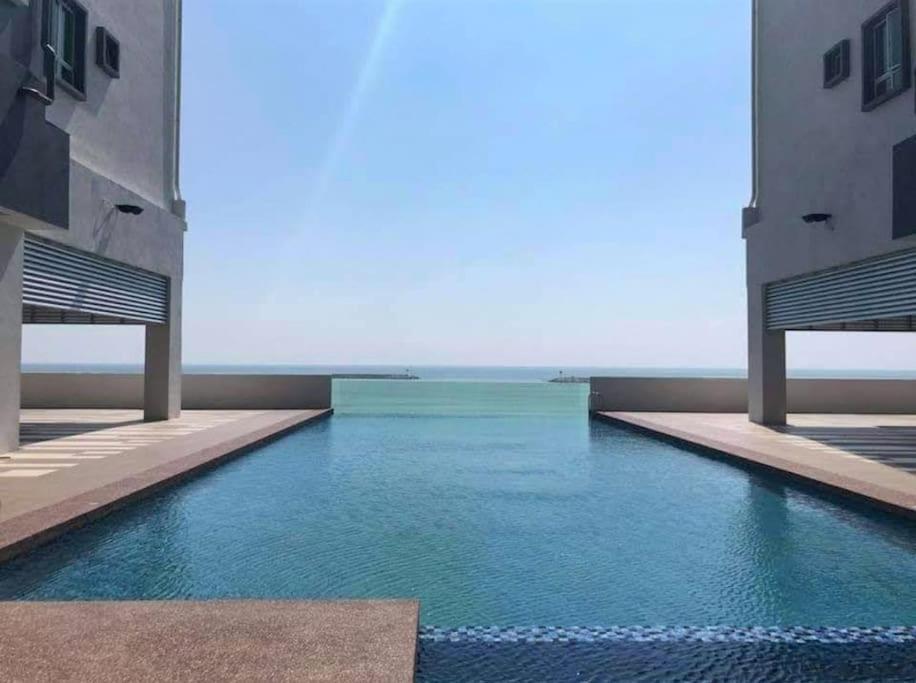 The Cotton Bleu Homestay كُوالا تيرينغانو المظهر الخارجي الصورة