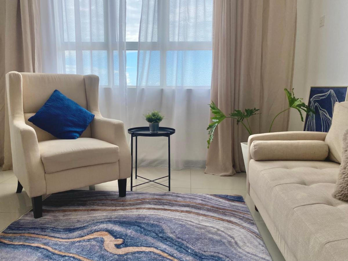 The Cotton Bleu Homestay كُوالا تيرينغانو المظهر الخارجي الصورة