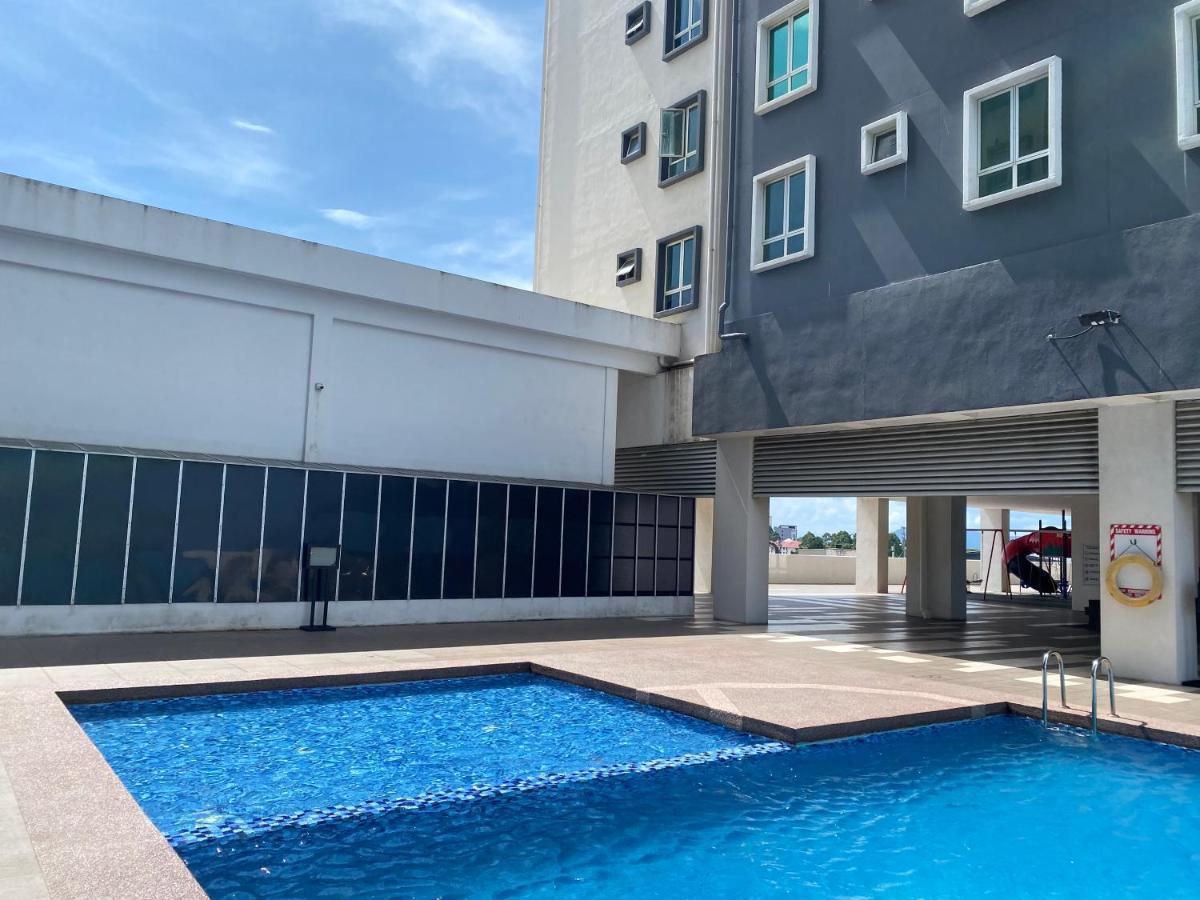 The Cotton Bleu Homestay كُوالا تيرينغانو المظهر الخارجي الصورة